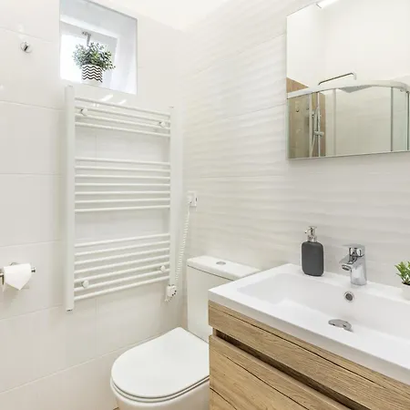 Apartment T27 2br Free Parking